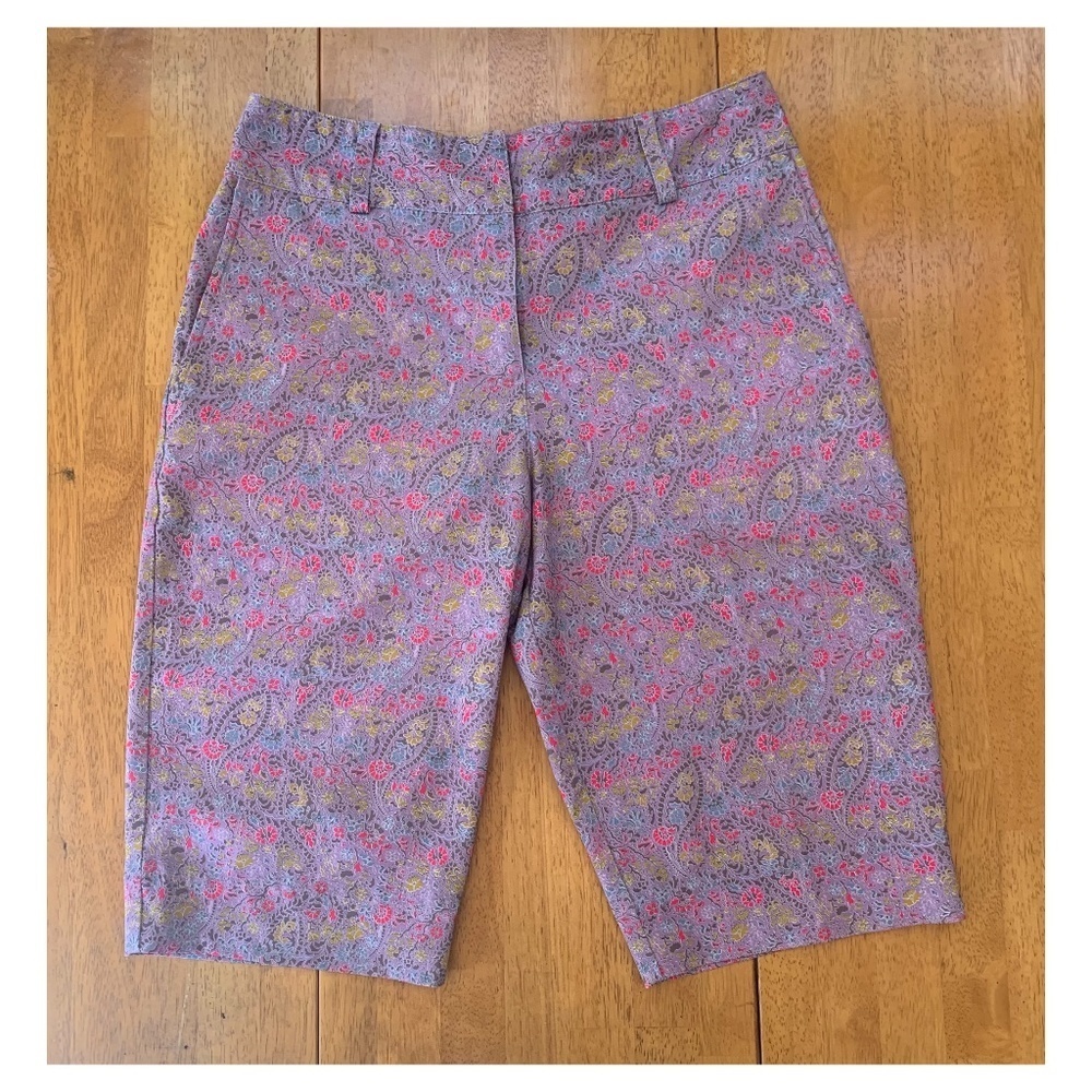 Nike Golf, Liberty Floral, high rise, Crop Pants, Capris Lavender pink, Size 8